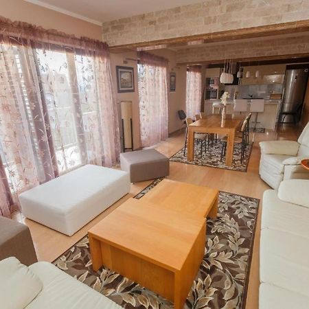 Luxury Apartments Near Bacvice Beach Spalato Esterno foto