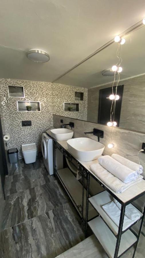 Luxury Apartments Near Bacvice Beach Spalato Esterno foto